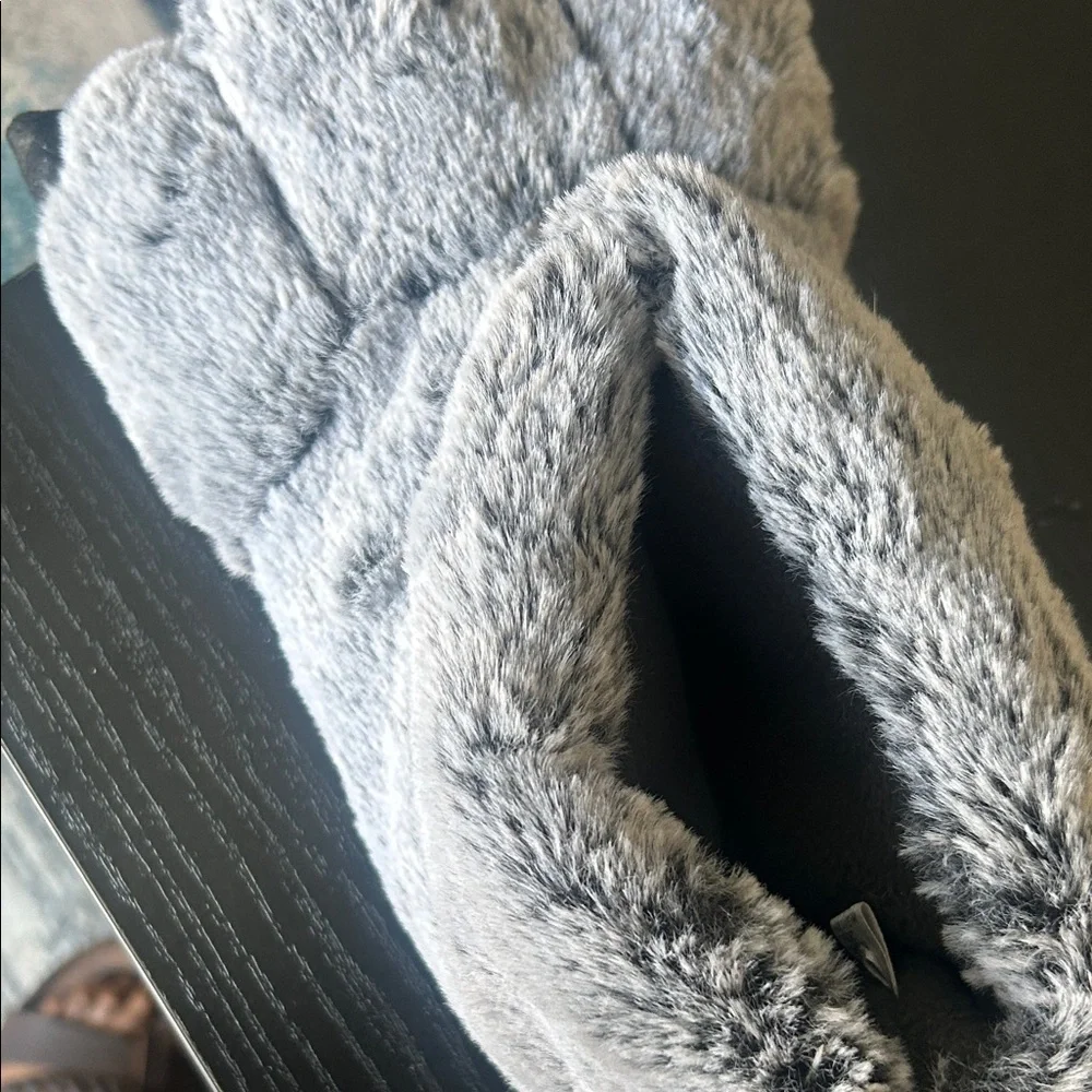 Gray Furry Monster Claw Slippers